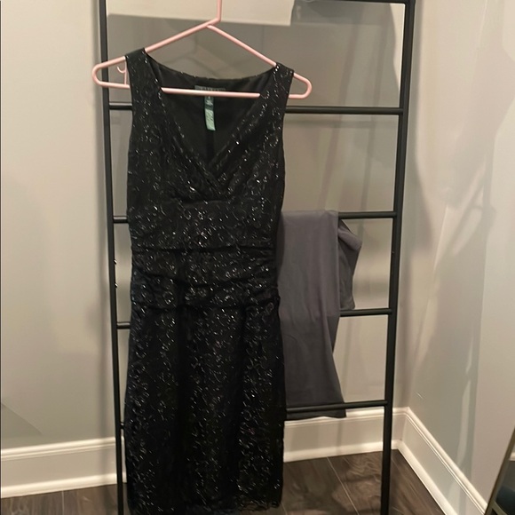 Elegant Black Sleeveless DressBlack cocktail Dress - Picture 2 of 2